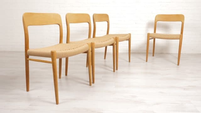 4 X Chaise de salle à manger Niels Otto Moller Modèle 75 Chêne restauré