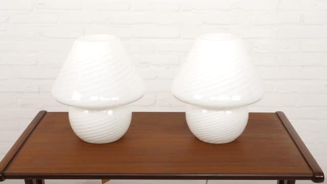 Lampe à poser vintage Champignon Modèle Peill Amp Putzler Swirl