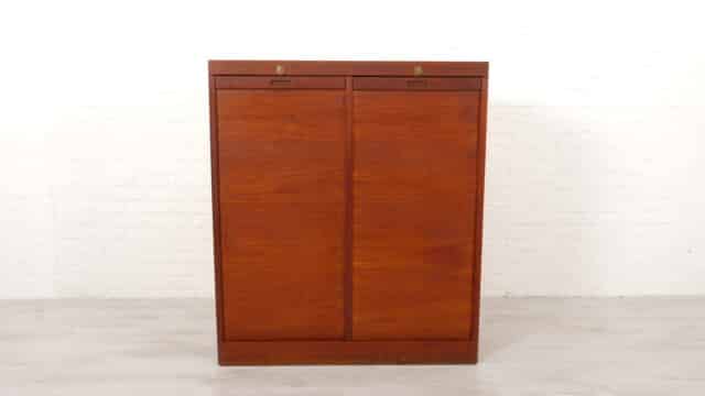 Classeur vintage Armoire de bureau 1960 Portes à enroulement