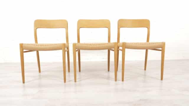 3x Chaises de salle à manger en chêne Niels Otto Moller Modèle 75
