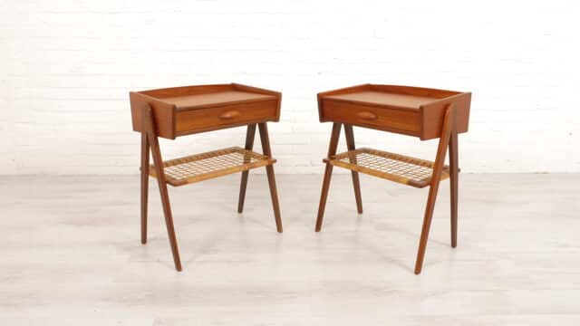 Ensemble de tables de nuit danoises Teck et rotin vintage