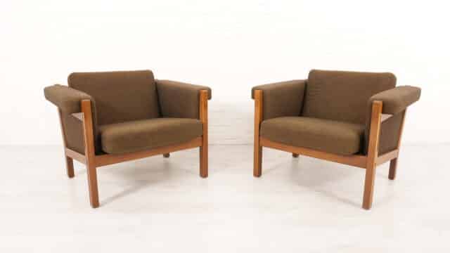 Set Of 2 Vintage Armchairs Hans Wegner Ge40