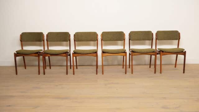 6 X Chaises de salle à manger Erik Buch Modèle 49 Teck Reupholstered