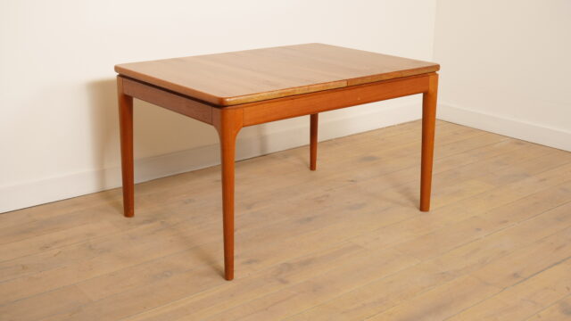 Vintage Eettafel Massief Teakhout Uitschuifbaar Glostrup