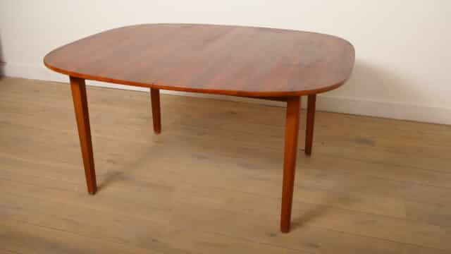 Table à manger vintage extensible en cerisier massif Ole Wanscher