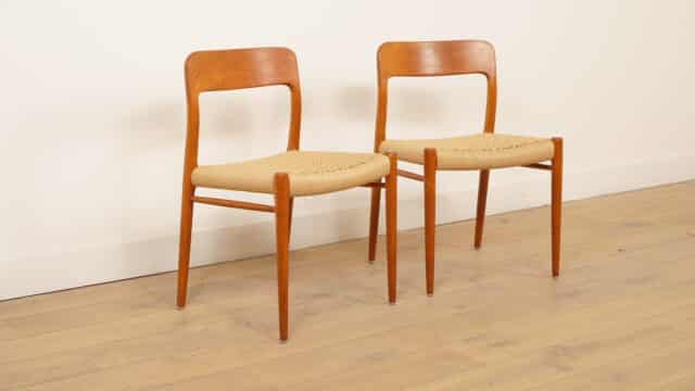 2 chaises de salle à manger vintage Niels Otto Müller, modèle 75, en teck