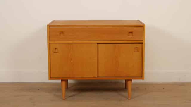 Vintage Oak Sideboard, 89 cm, Sliding Doors